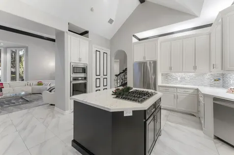 2727 S Southern Oaks Drive Houston TX 77068