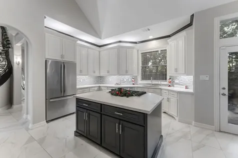 2727 S Southern Oaks Drive Houston TX 77068