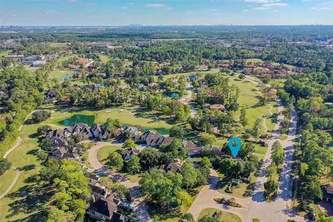 2727 S Southern Oaks Drive Houston TX 77068