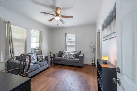 1217 54th Street Galveston TX 77551