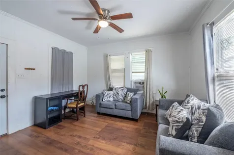 1217 54th Street Galveston TX 77551