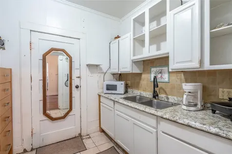 1217 54th Street Galveston TX 77551