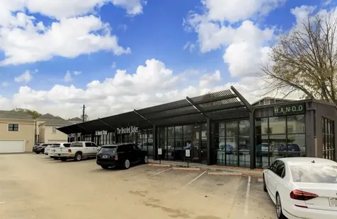 110 E 28th Street Houston TX 77008