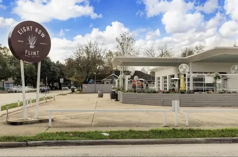 110 E 28th Street Houston TX 77008