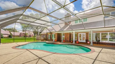 212 Teakwood Street Lake Jackson TX 77566