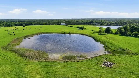 2301 Private Road 1179 Celeste TX 75423