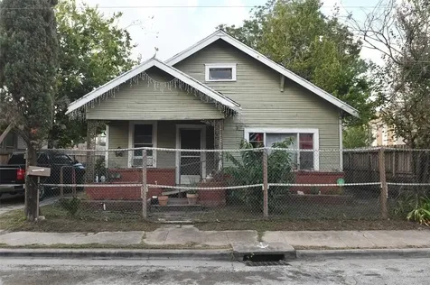 3908 Bering Street Houston TX 77003