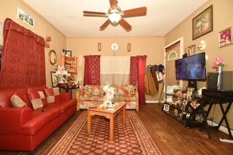 3908 Bering Street Houston TX 77003