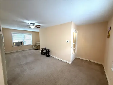 804 1/2 Stanford Street A Houston TX 77019