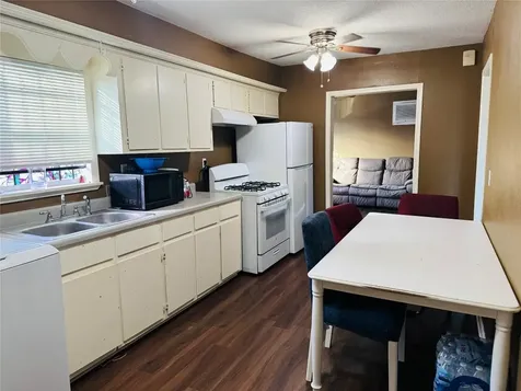 3414 Cochran Street Houston TX 77009