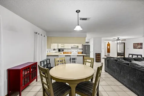 5206 Avenue P 1/2 Galveston TX 77551