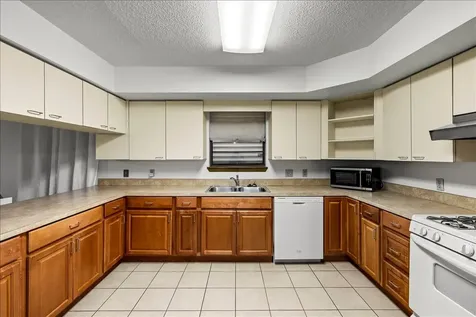 5206 Avenue P 1/2 Galveston TX 77551
