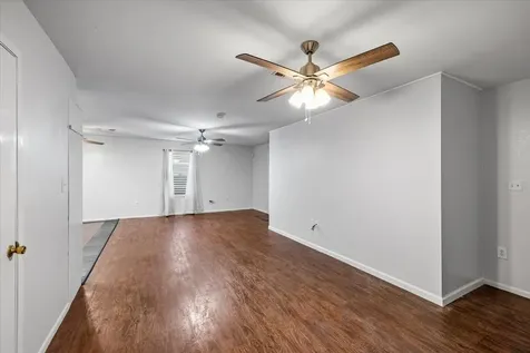 5206 Avenue P 1/2 Galveston TX 77551