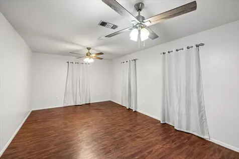 5206 Avenue P 1/2 Galveston TX 77551