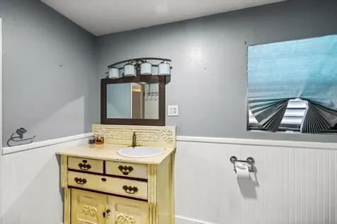 5206 Avenue P 1/2 Galveston TX 77551