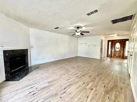 223 Almond Drive Lake Jackson TX 77566