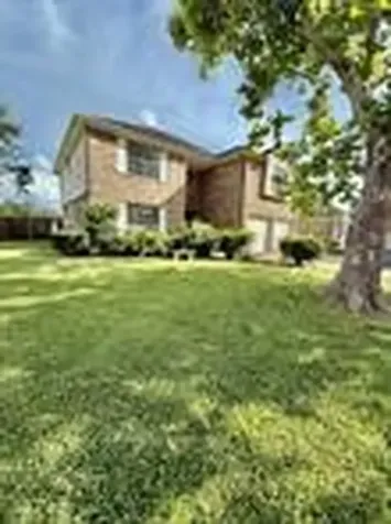 223 Almond Drive Lake Jackson TX 77566