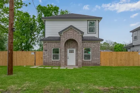 9005 Hilda Street Houston TX 77033