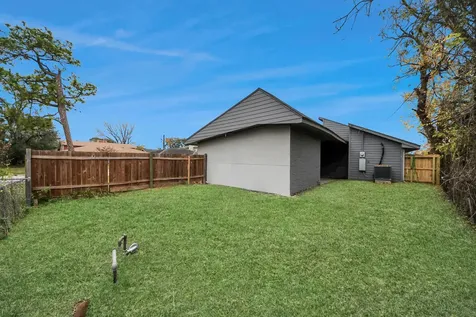 2626 Knotty Oaks Trail Houston TX 77045