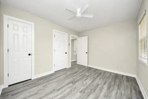 2626 Knotty Oaks Trail Houston TX 77045