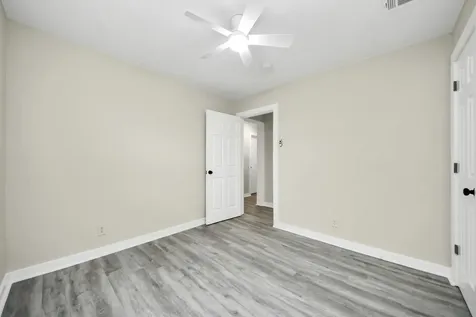 2626 Knotty Oaks Trail Houston TX 77045
