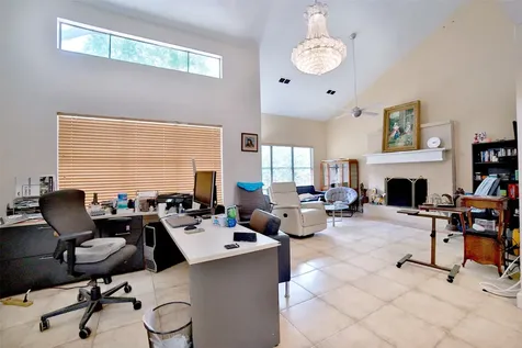 10318 Piping Rock Lane Houston TX 77042