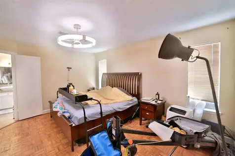 10318 Piping Rock Lane Houston TX 77042
