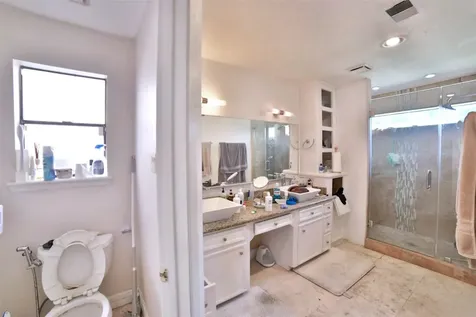 10318 Piping Rock Lane Houston TX 77042