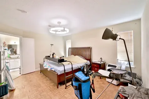 10318 Piping Rock Lane Houston TX 77042