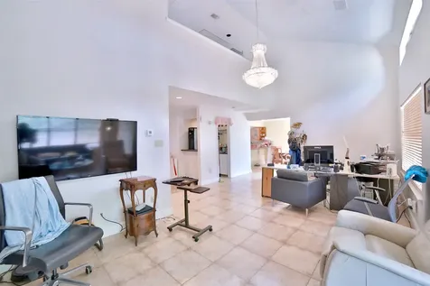 10318 Piping Rock Lane Houston TX 77042