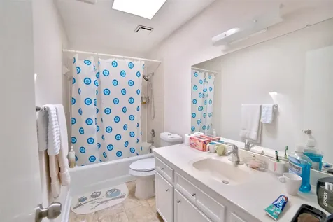 10318 Piping Rock Lane Houston TX 77042