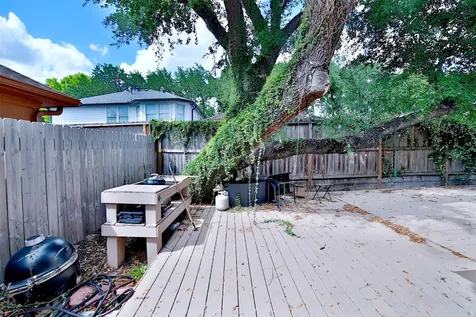 10318 Piping Rock Lane Houston TX 77042
