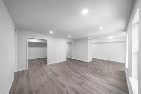 353 N Post Oak Lane 729 Houston TX 77024