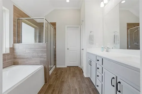 9218 Regan Way Mont Belvieu TX 77523