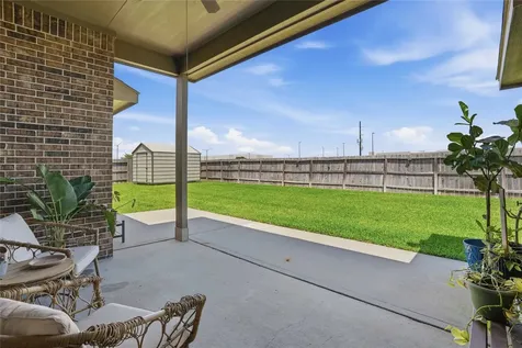 9218 Regan Way Mont Belvieu TX 77523