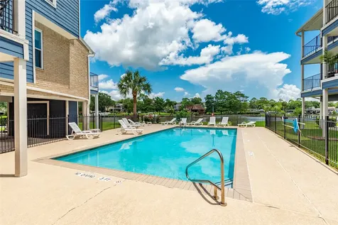 18515 Egret Bay Boulevard 1301 Webster TX 77058