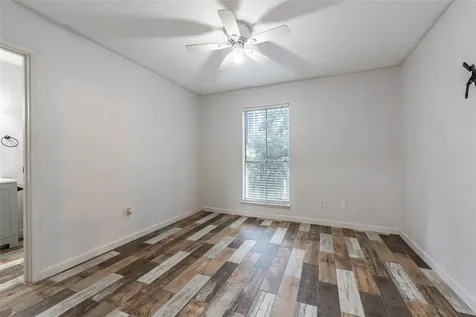18515 Egret Bay Boulevard 1301 Webster TX 77058