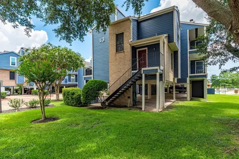 18515 Egret Bay Boulevard 1301 Webster TX 77058