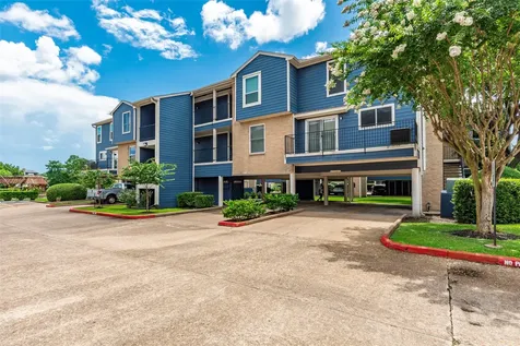 18515 Egret Bay Boulevard 1301 Webster TX 77058