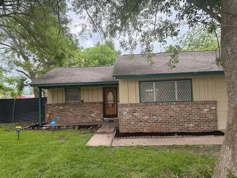5642 Ricky Street Houston TX 77033
