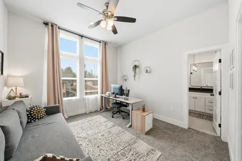 1309 Noble Street Houston TX 77009
