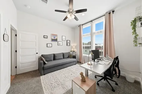 1309 Noble Street Houston TX 77009