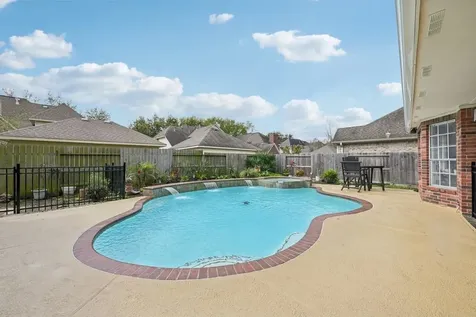 2202 Castle Bay Drive League City TX 77573
