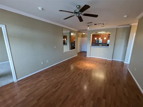 1711 Old Spanish Trail 341 Houston TX 77054