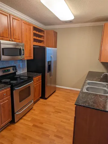 1711 Old Spanish Trail 341 Houston TX 77054