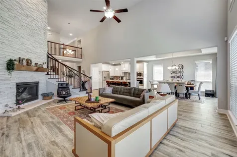 103 Birch Canoe Drive Tomball TX 77375