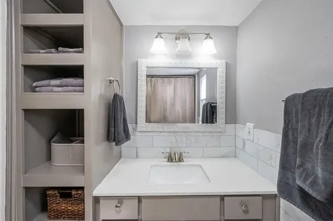 1371 Country Place Drive Houston TX 77079