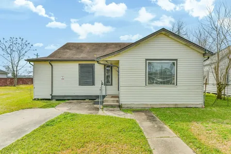 711 8th Avenue N Texas City TX 77590