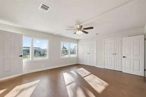 5707 Lyndhurst Drive Houston TX 77033