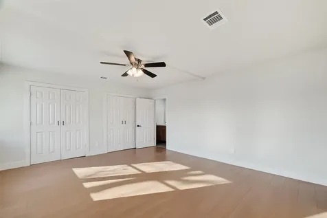 5707 Lyndhurst Drive Houston TX 77033
